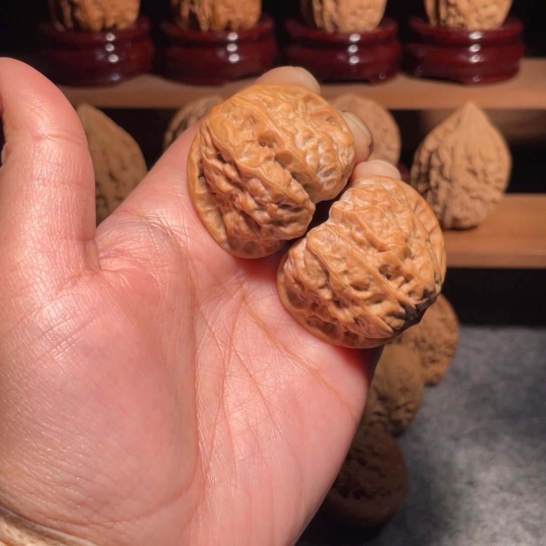 M***明核桃手串/手链蛤蟆头油蜡皮