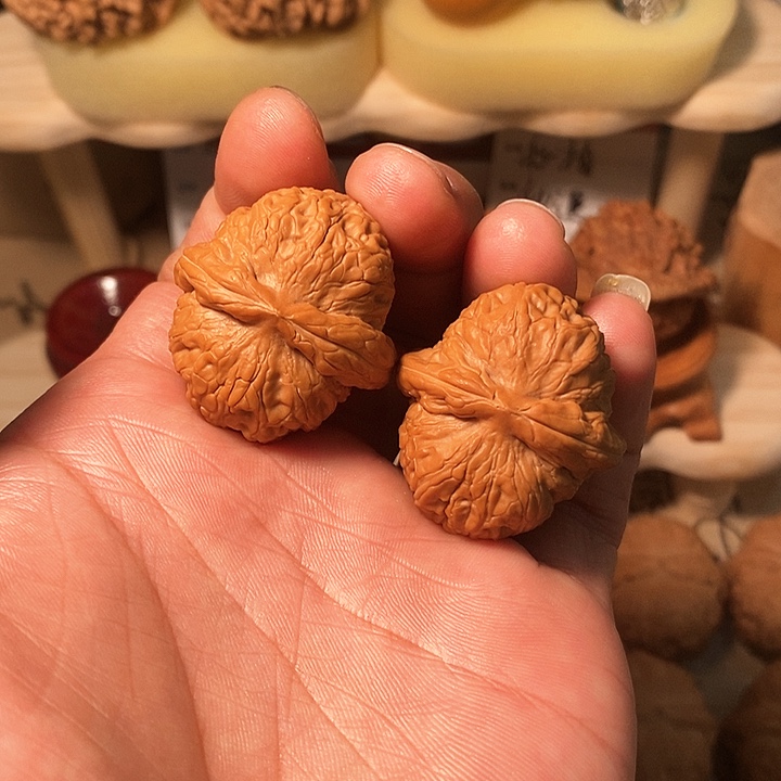 文玩核桃把件元宝全品无修 35
