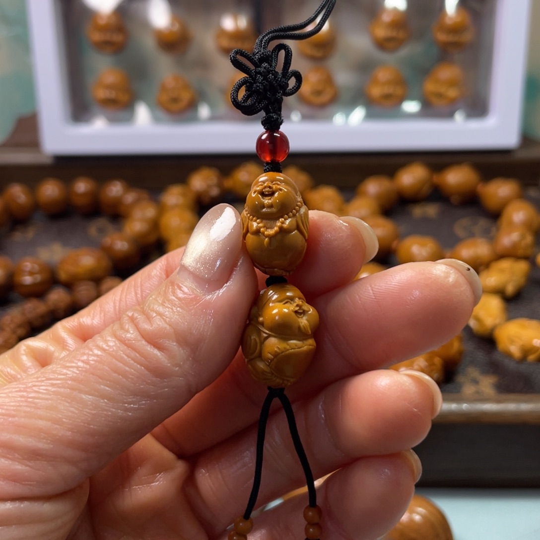 橄榄核吊坠财神弥勒吊坠