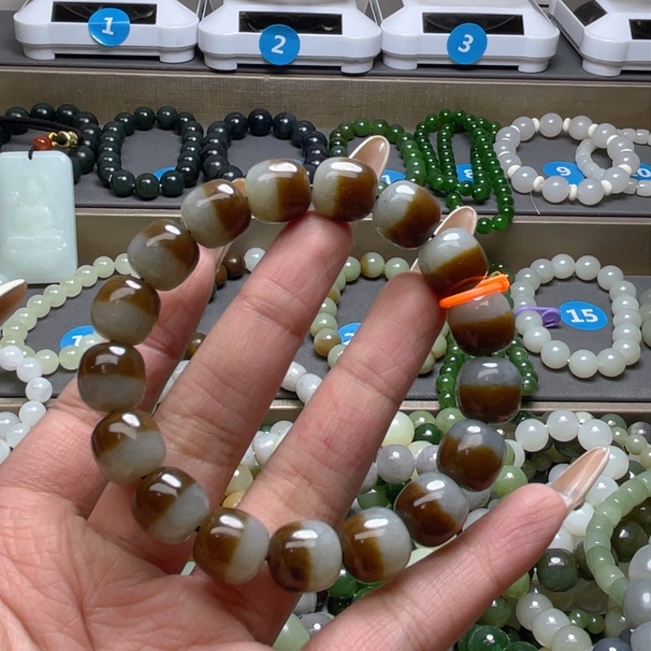 和田玉手串未镶嵌