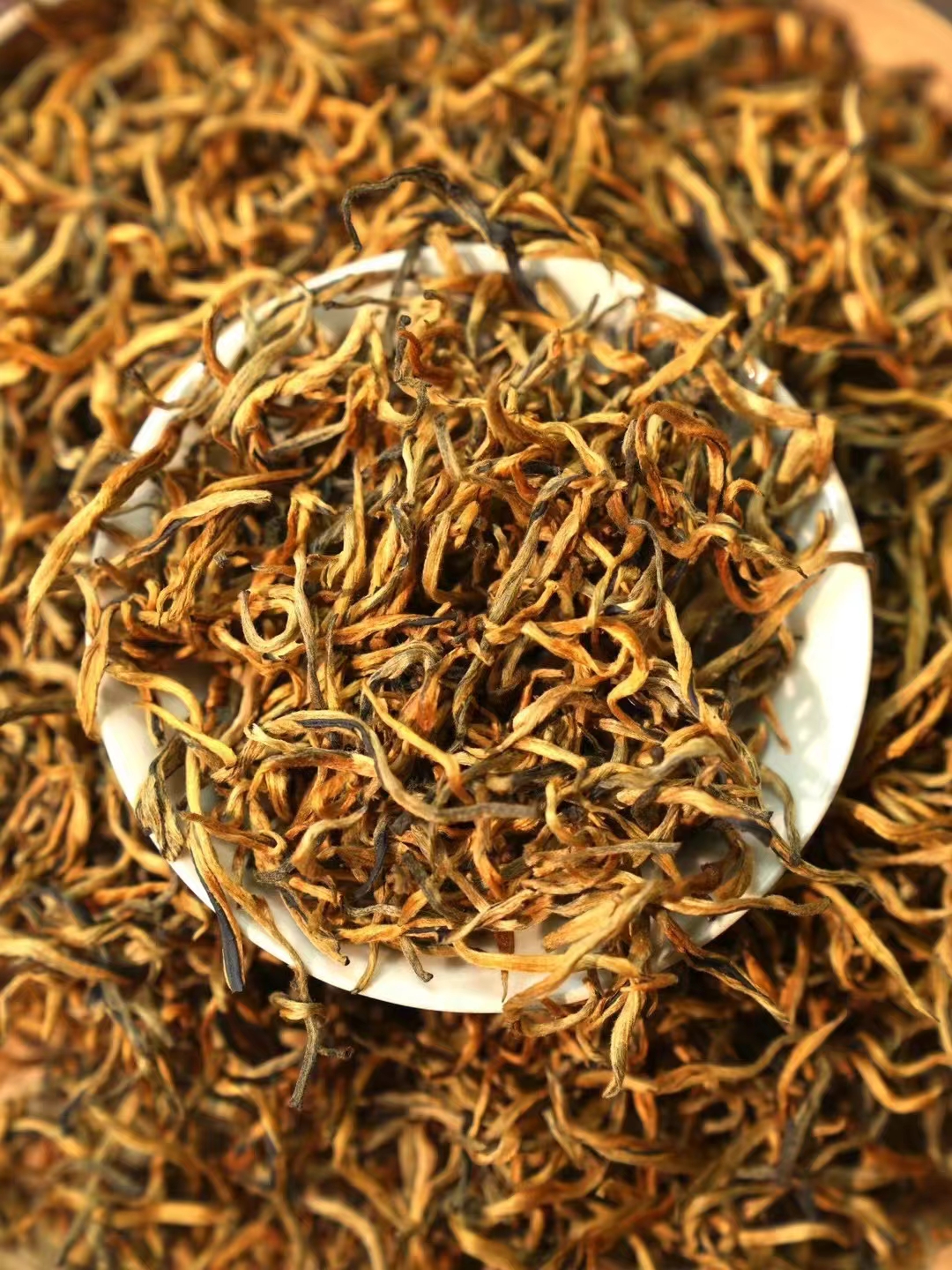 云南凤庆大叶种红茶头春头采贡品蜜香金丝花蜜香珍品