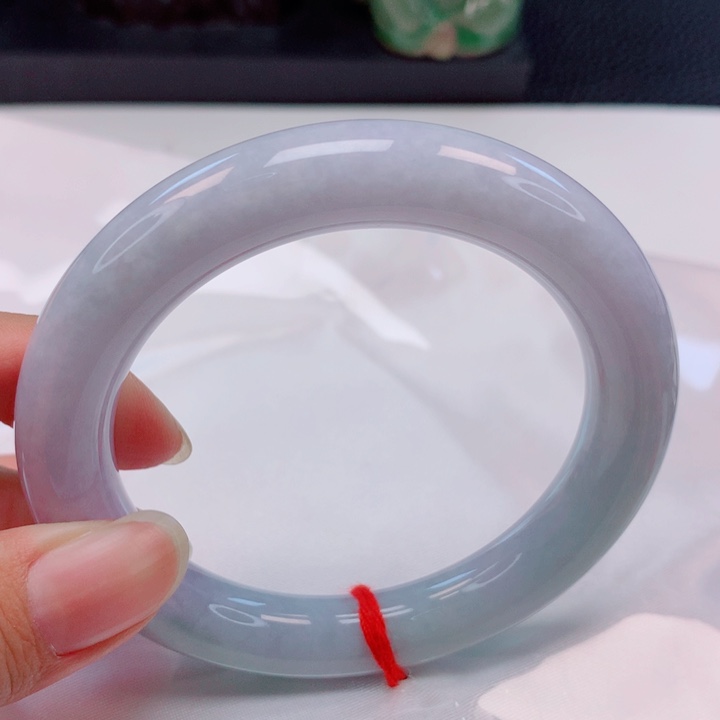 李***涓翡翠未镶嵌手镯（圆镯）56圈