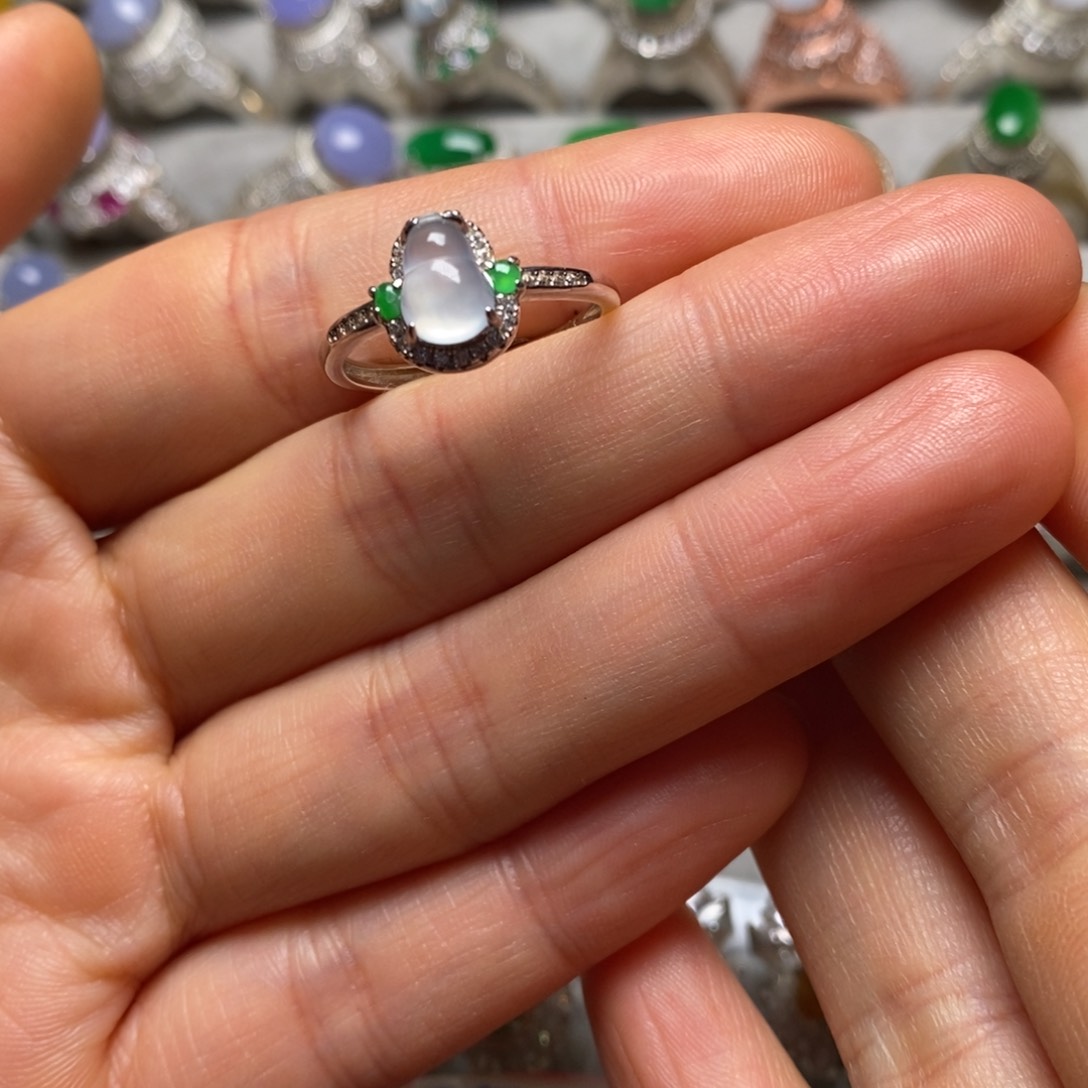 翡翠戒指银S925镶嵌戒指