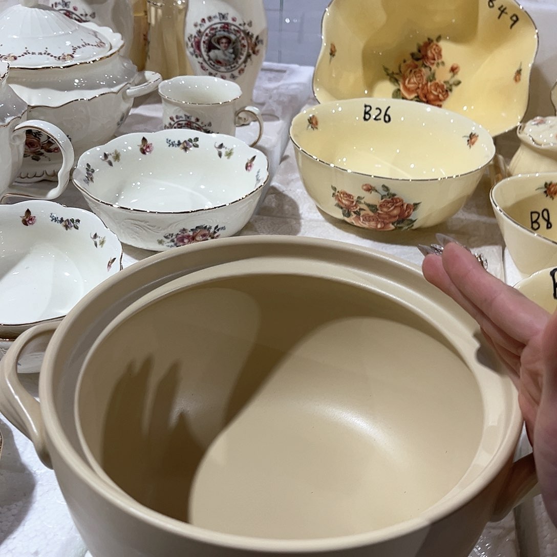 陶瓷…………………………………………