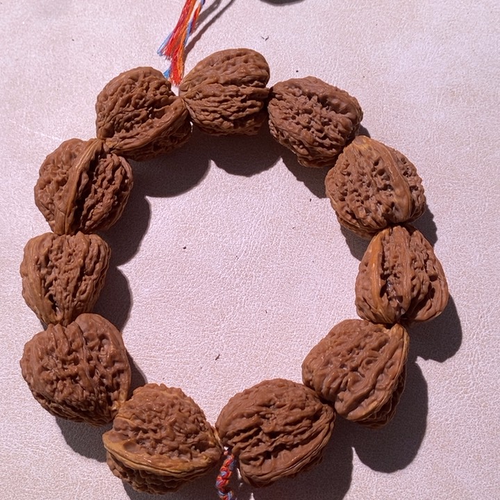 手串文玩核桃子***行…………