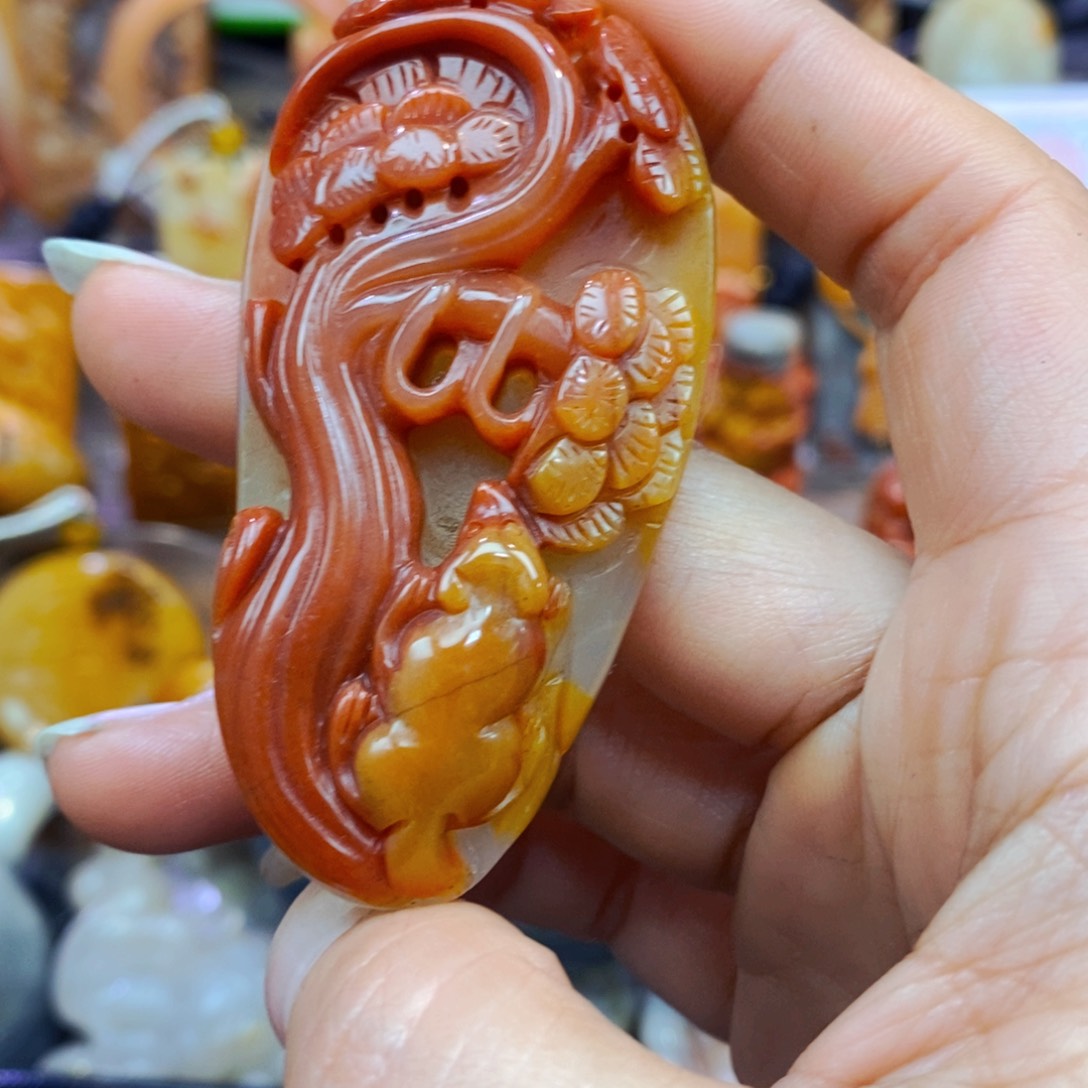 未镶嵌石英质玉（黄龙玉）吊坠(不含链)