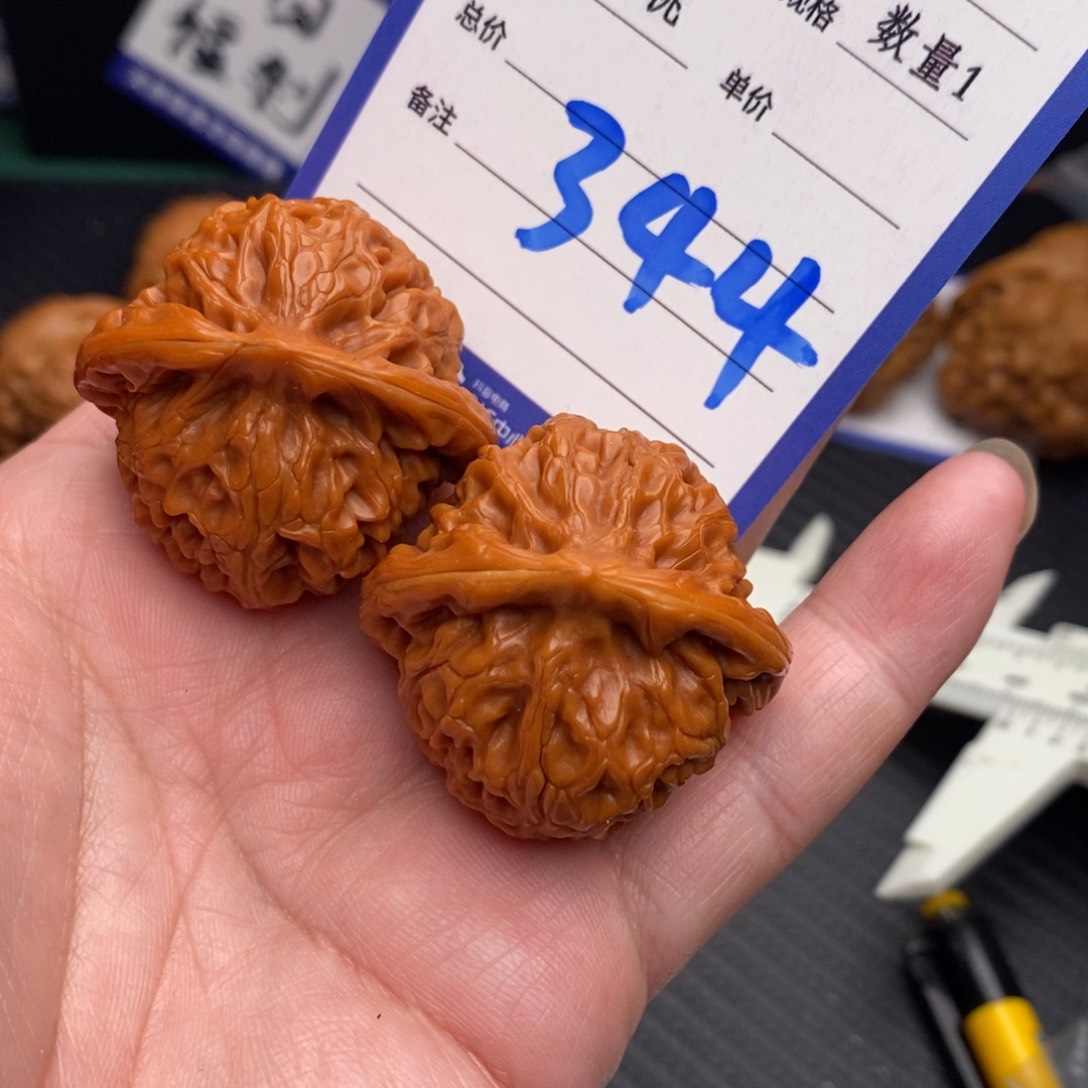 把件桃核宫灯37mom