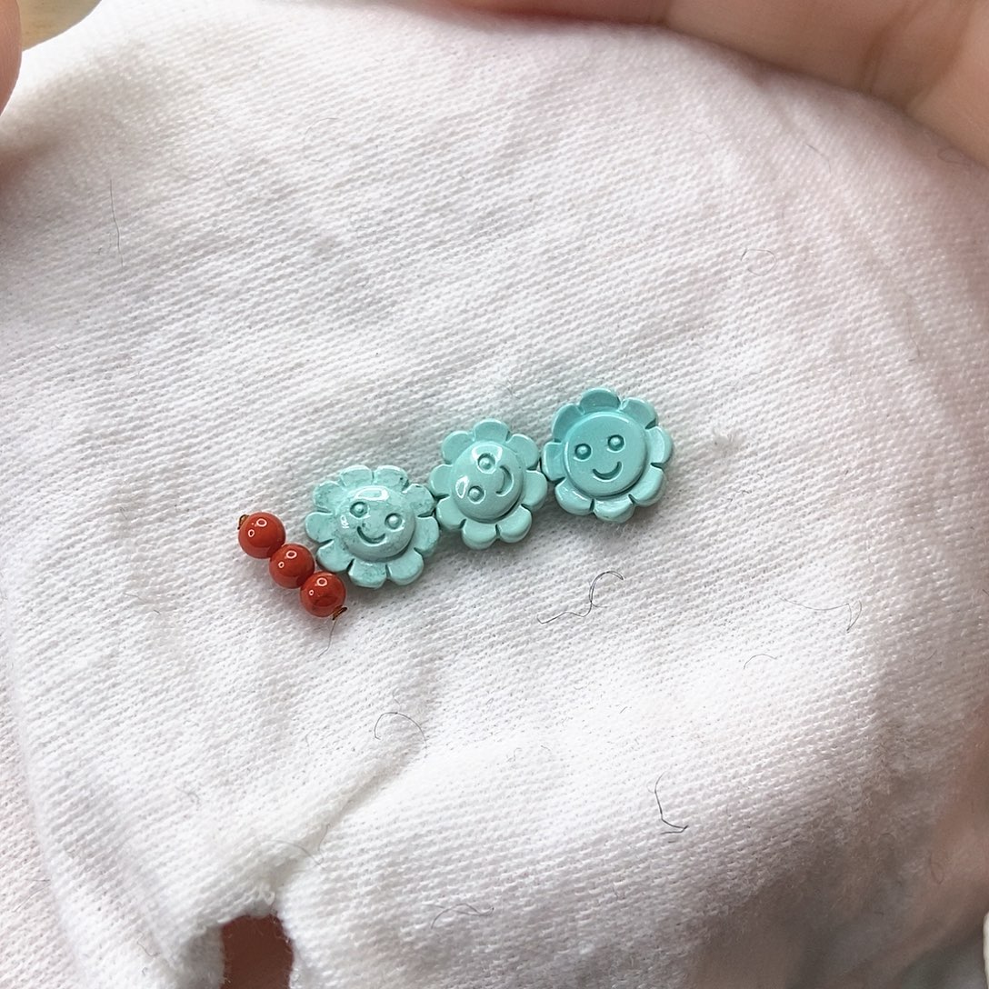 南红玛瑙未镶嵌珠宝奇石