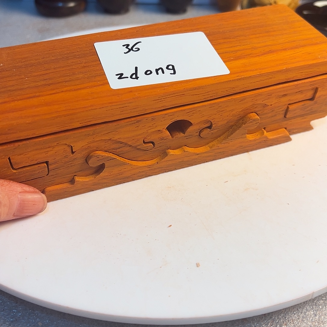 z***0非洲紫檀（红花梨）