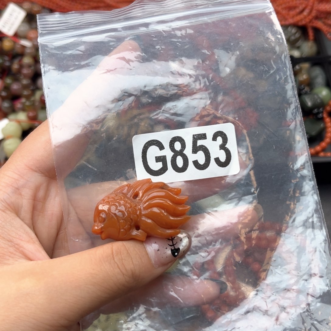 未镶嵌南红玛瑙珠宝奇石