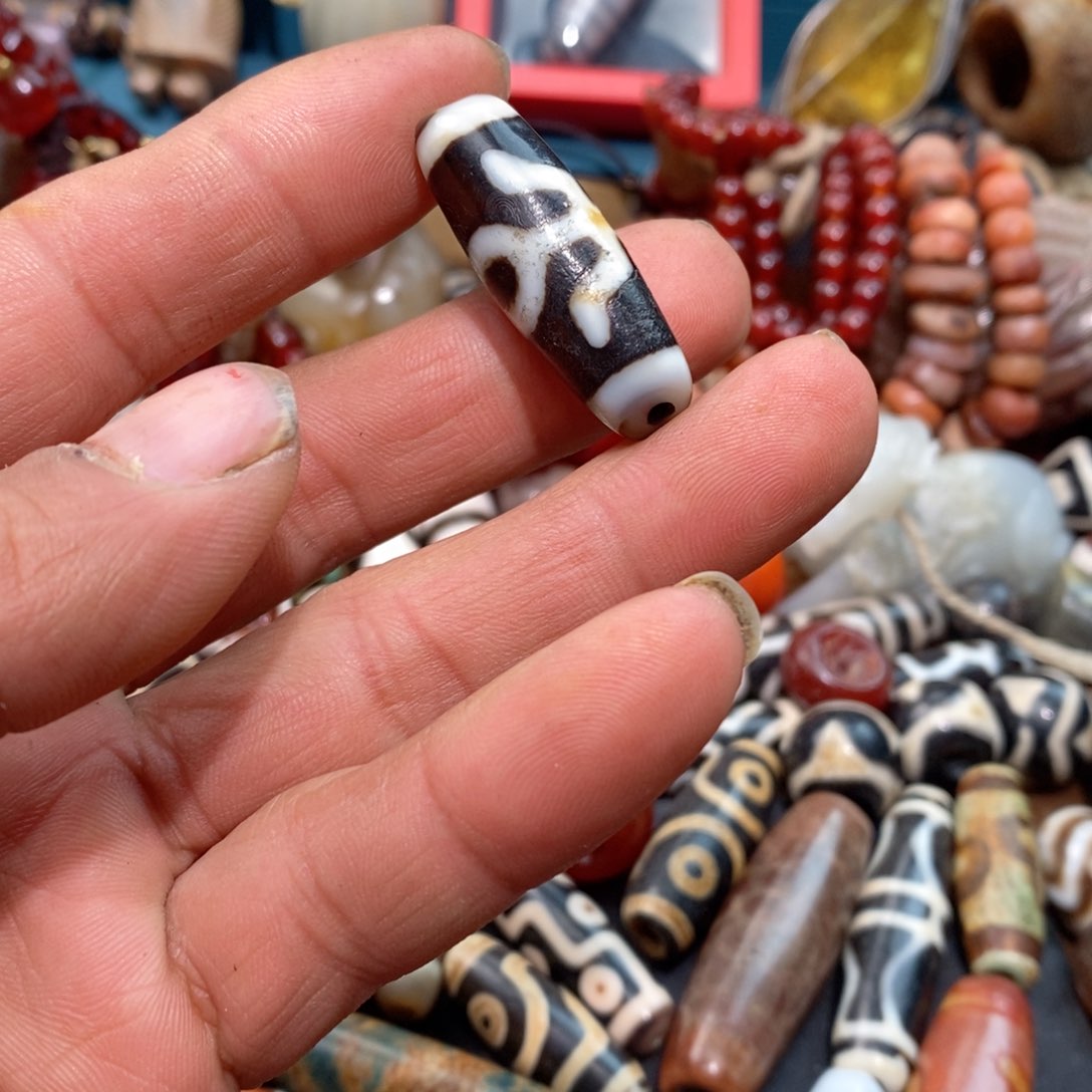 DIY琉璃珠子的形状和形状也很