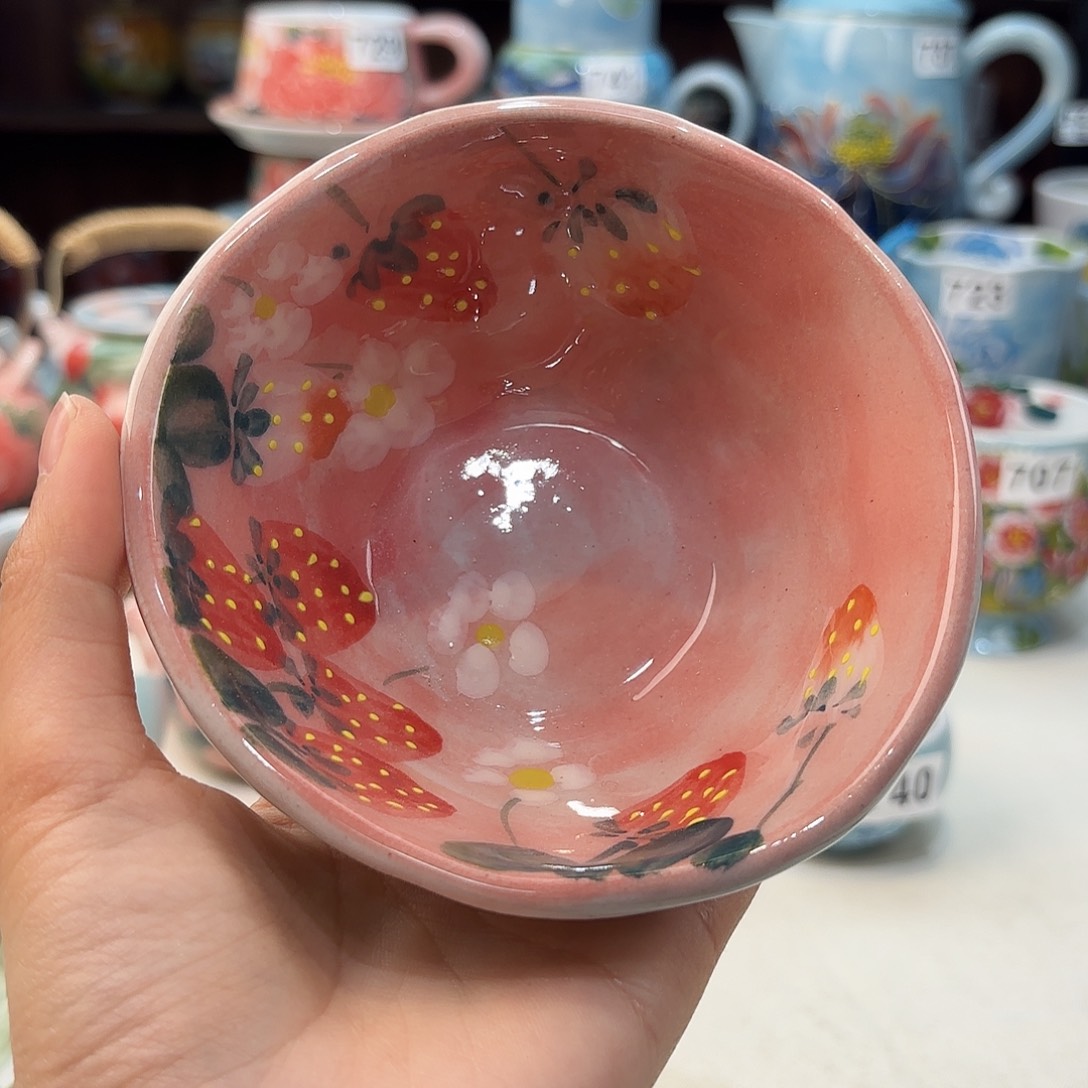 瓷片兔兔好漂亮de mo mo w w y