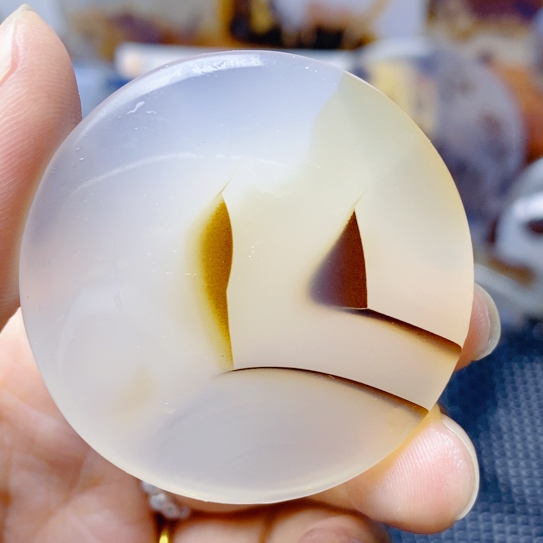 玛瑙/玉髓未镶嵌珠宝奇石