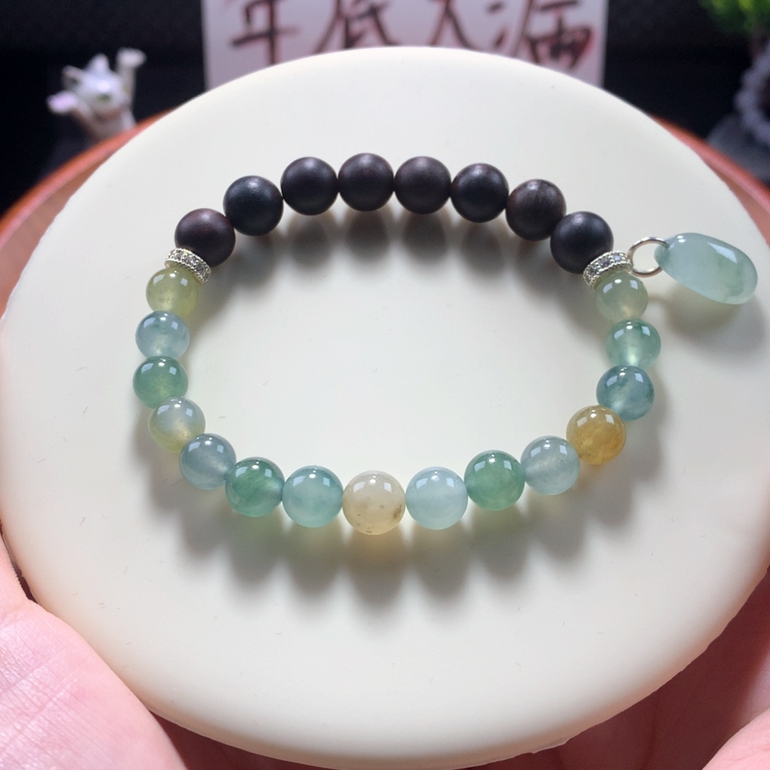 翡翠手链未镶嵌千里江山图