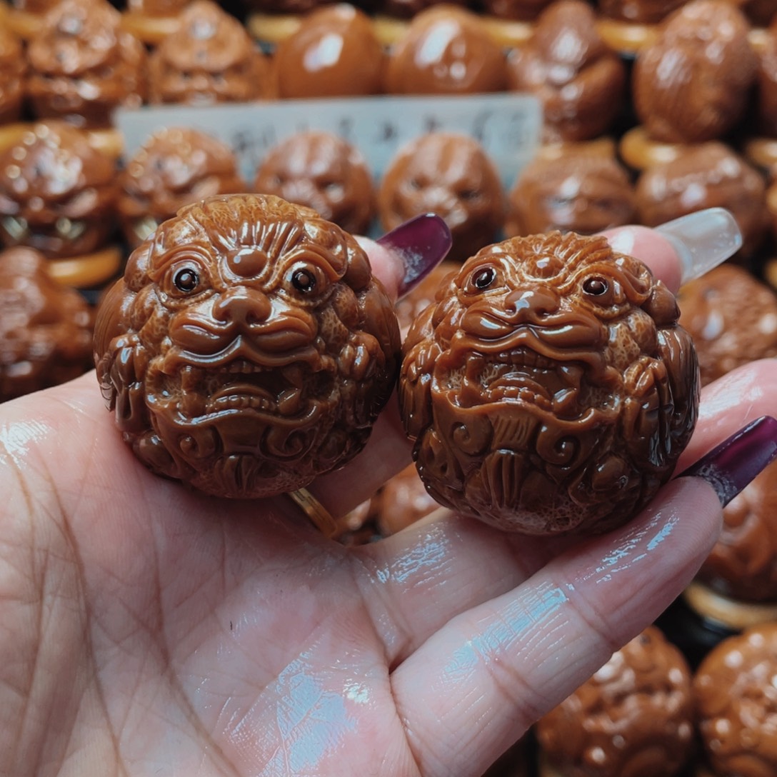 橄榄核把件橄榄球