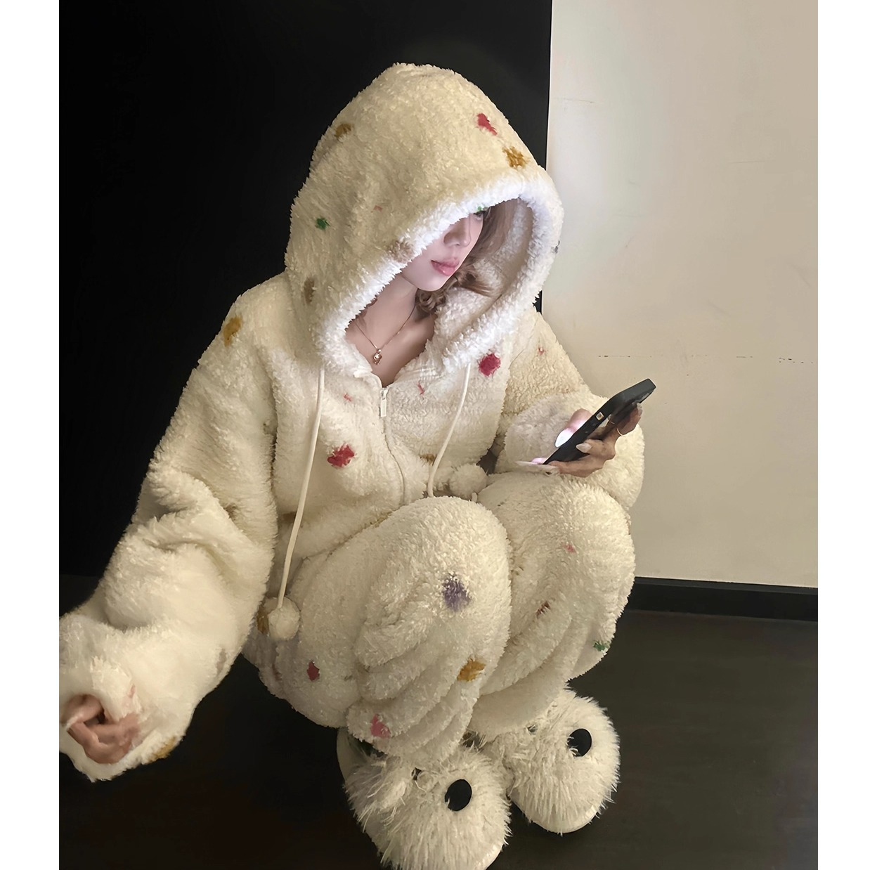 甜美波点珊瑚绒睡衣女冬季毛茸茸连帽开衫外套休闲保暖家居服套装