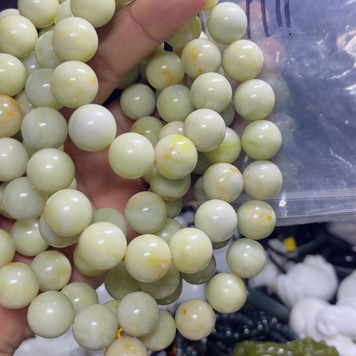 蛇纹石玉项链未镶嵌爱****伴