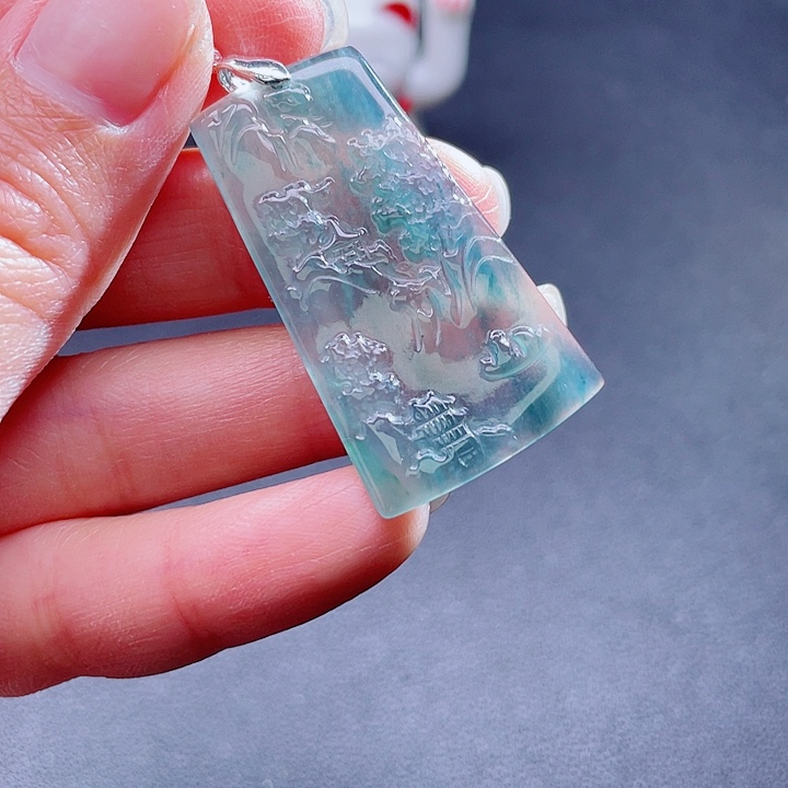 翡翠吊坠(不含链)未镶嵌