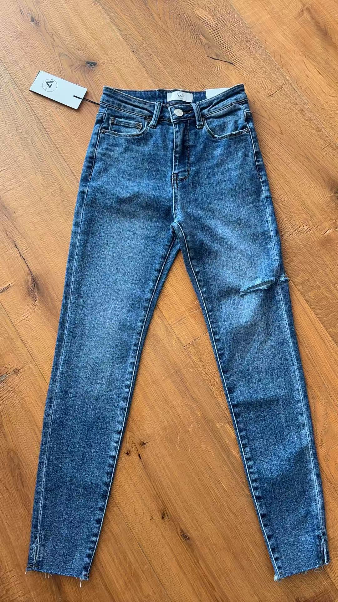 K218修身牛仔裤女蓝色薄款长裤