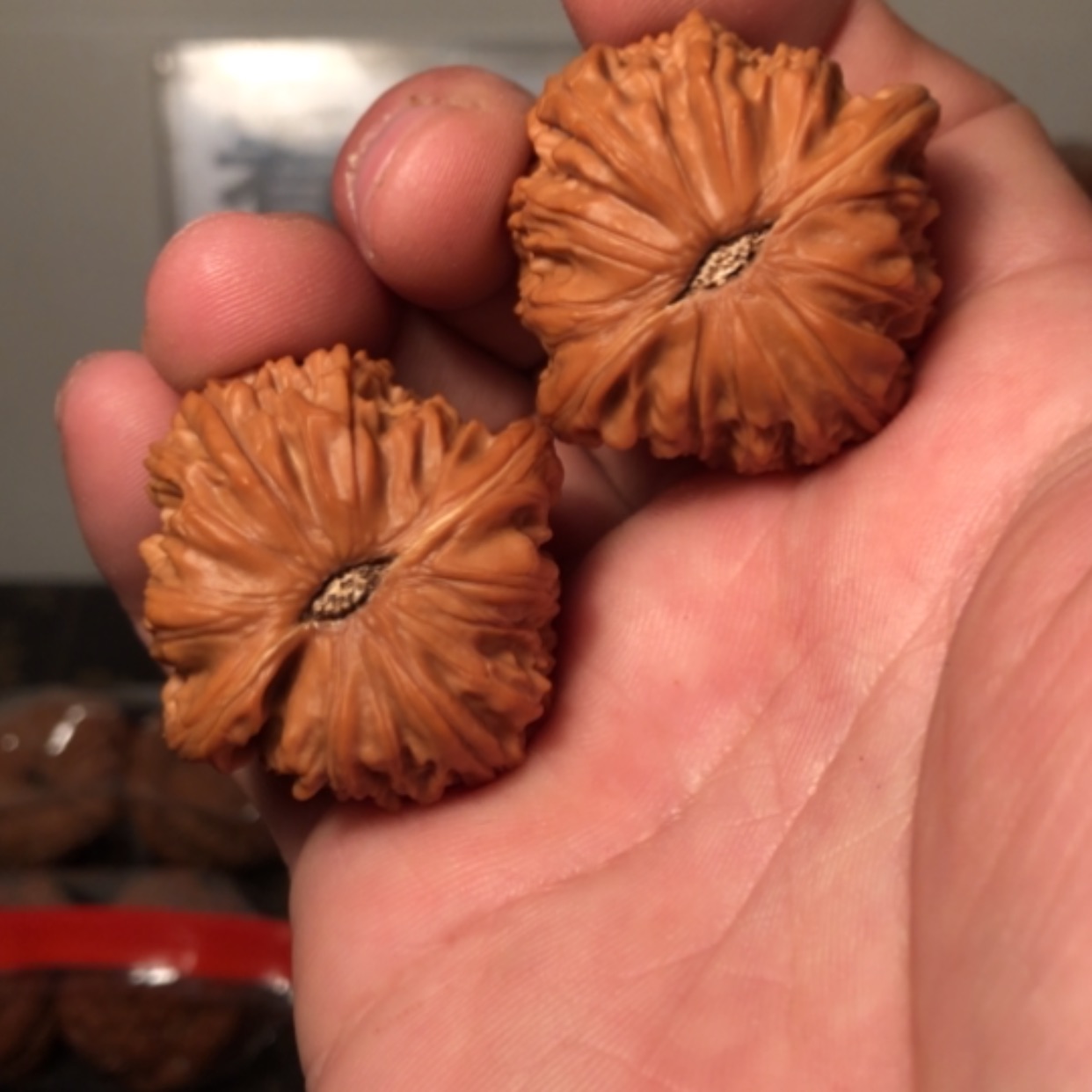 【闪购商品】文玩核桃把件磨盘37