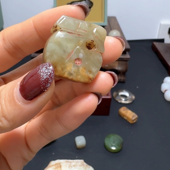 和田玉颈饰未镶嵌漫**端