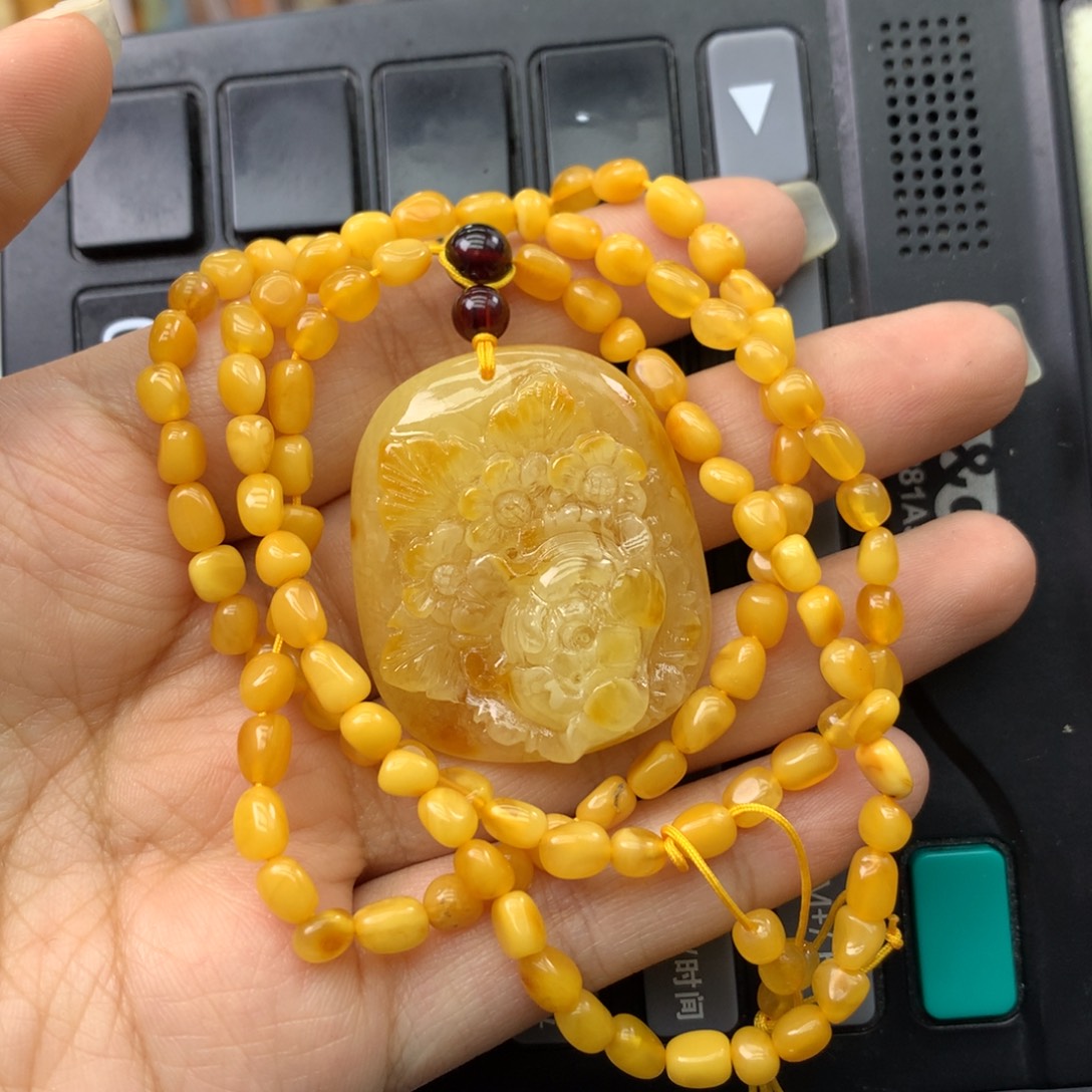 琥珀未镶嵌珠宝奇石