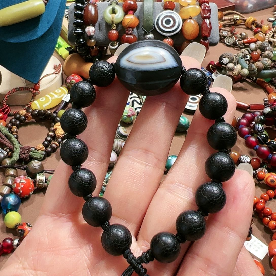 玛瑙/玉髓手串未镶嵌