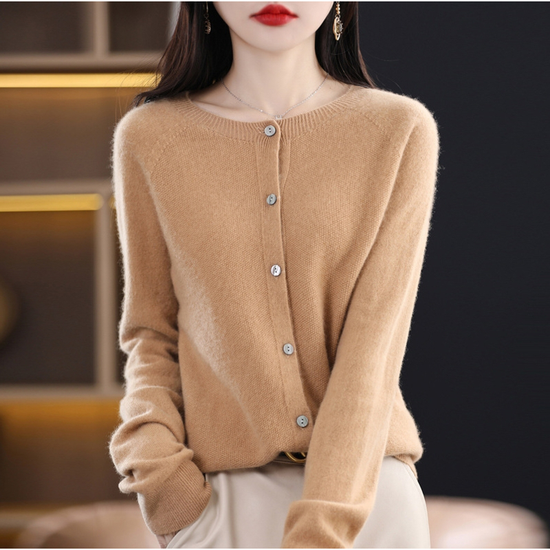 1 毛衣开衫 全新 女士毛衣，开衫  大衣