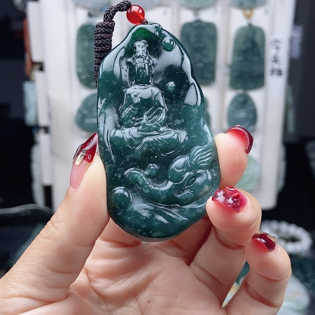 翡翠颈饰14K金镶嵌翡翠