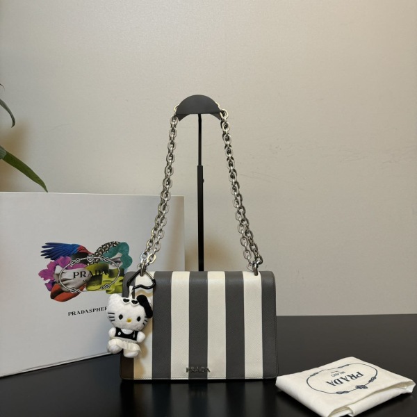 包包/普拉达/95新/250208QR0008