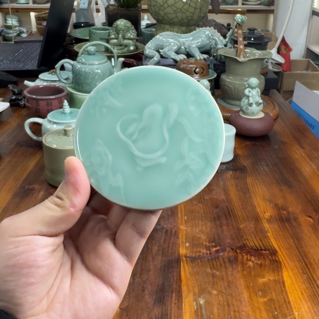 小仲龙泉青瓷微瑕6258