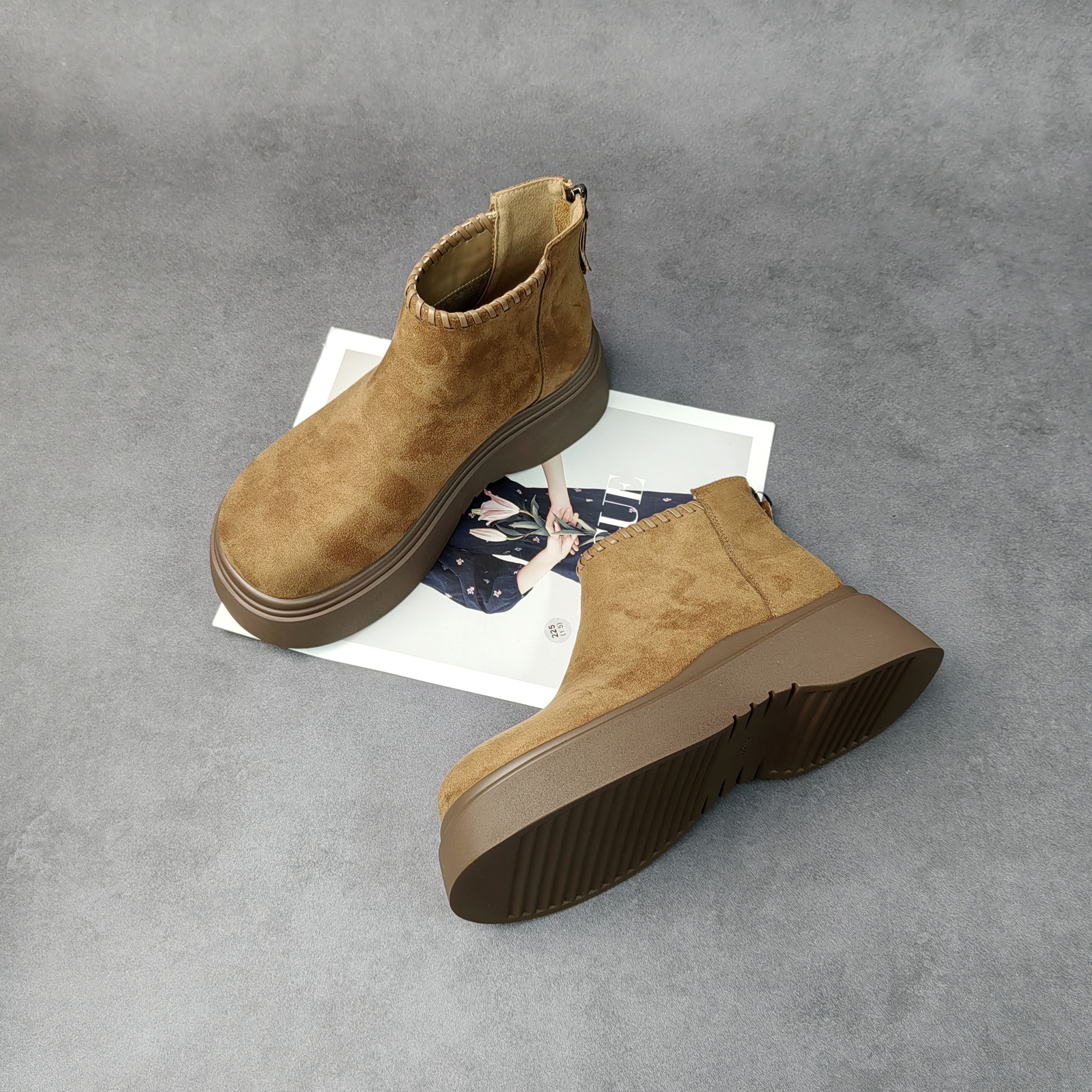 秋冬时尚百搭女士厚底舒适博肯鞋复古中帮女鞋-8123