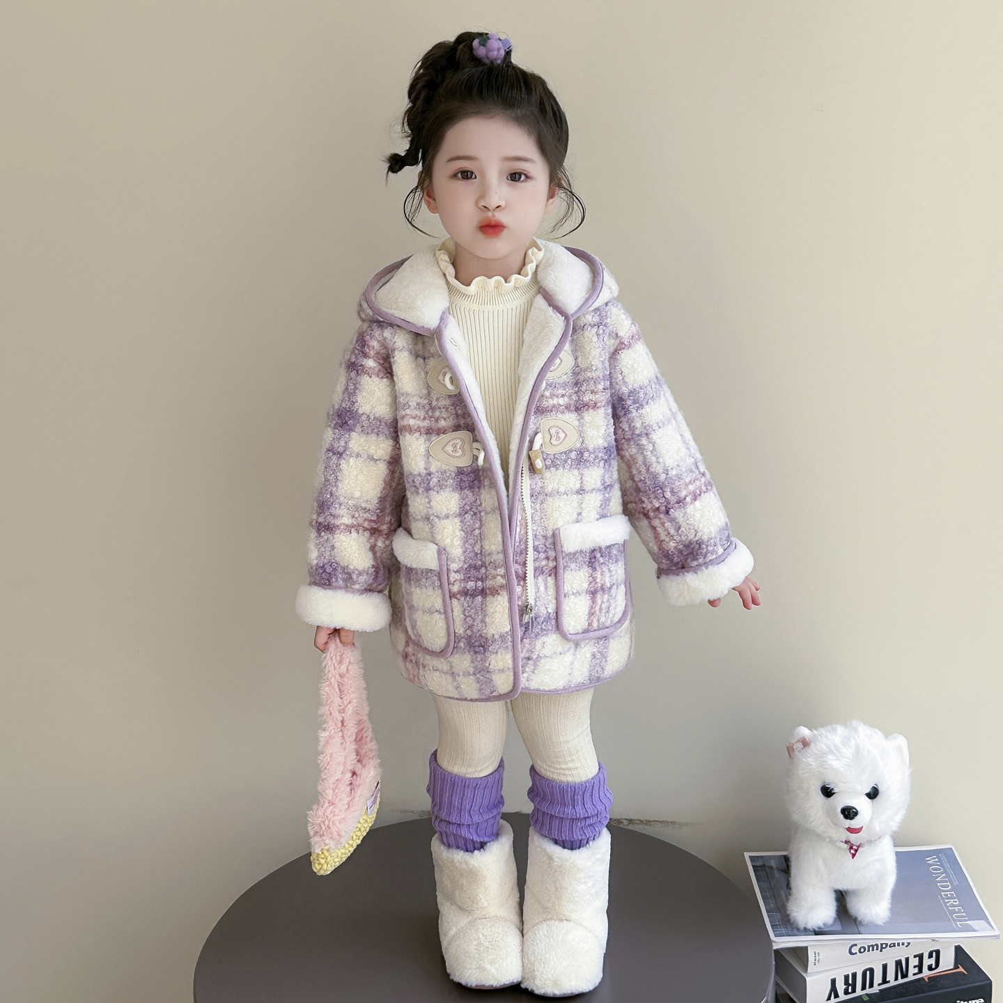 女童加绒加厚外套秋冬季2025新款儿童洋气穿搭女宝宝冬装格子大衣