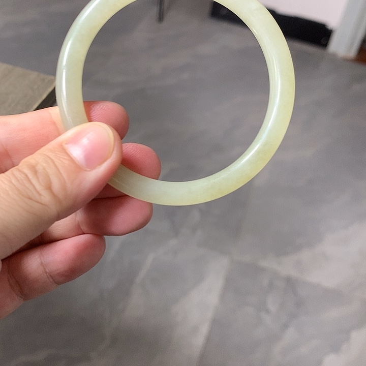 和田玉颈饰未镶嵌60圈