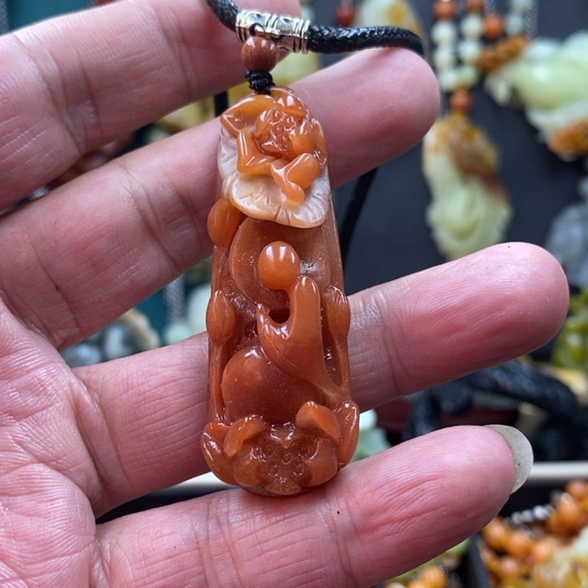 【闪购商品】蛇纹石玉吊坠未镶嵌