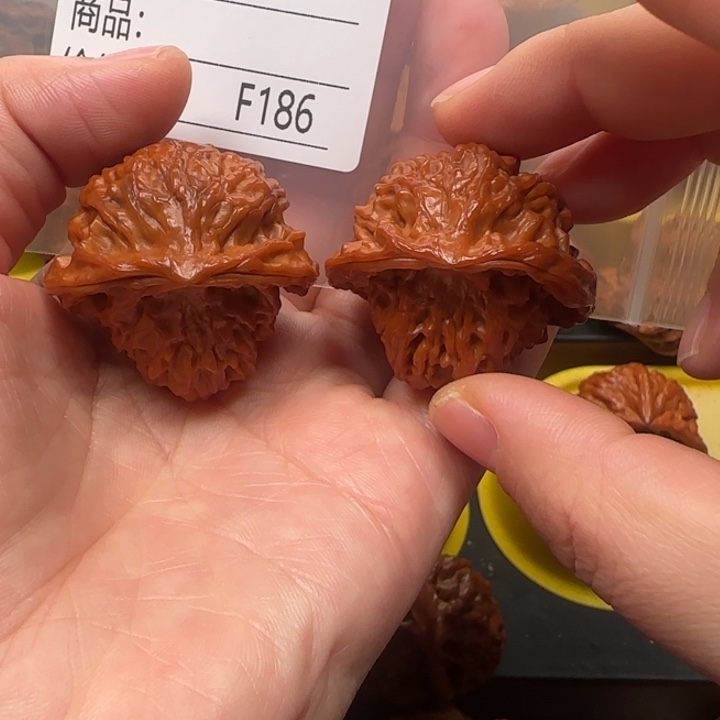 吊坠文玩核桃抱子蛇38