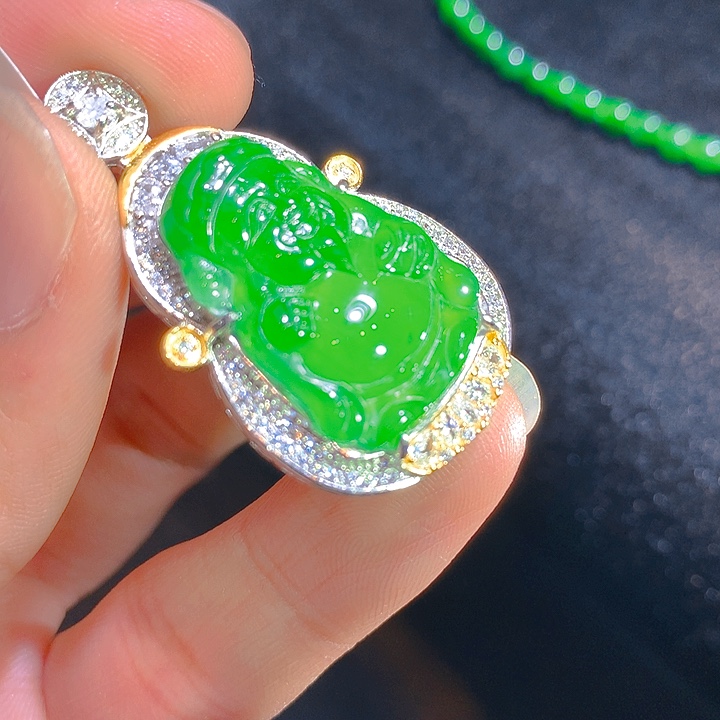 【闪购商品】翡翠颈饰银S925镶嵌翡翠