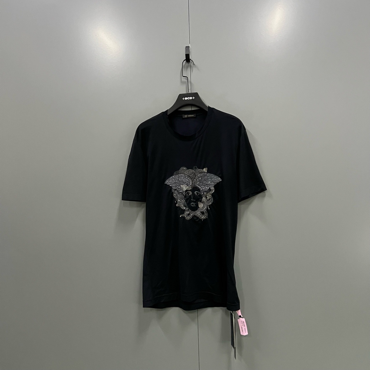 95新 VERSACE/范思哲 tt 人像刺绣短袖 L码/501138