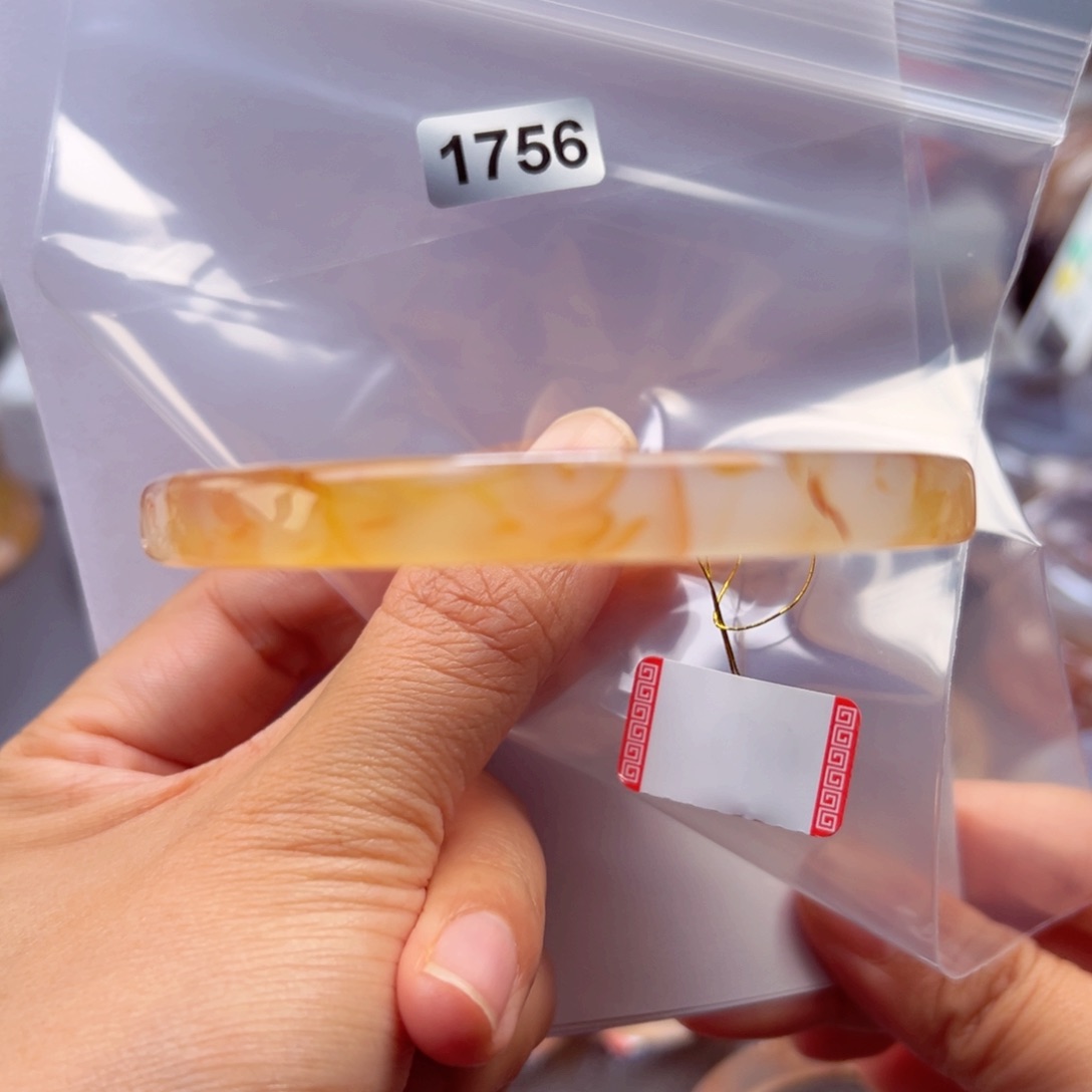 玛瑙/玉髓未镶嵌手镯雨*啦