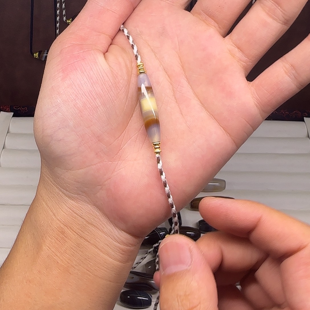 木***唐玛瑙/玉髓未镶嵌颈饰