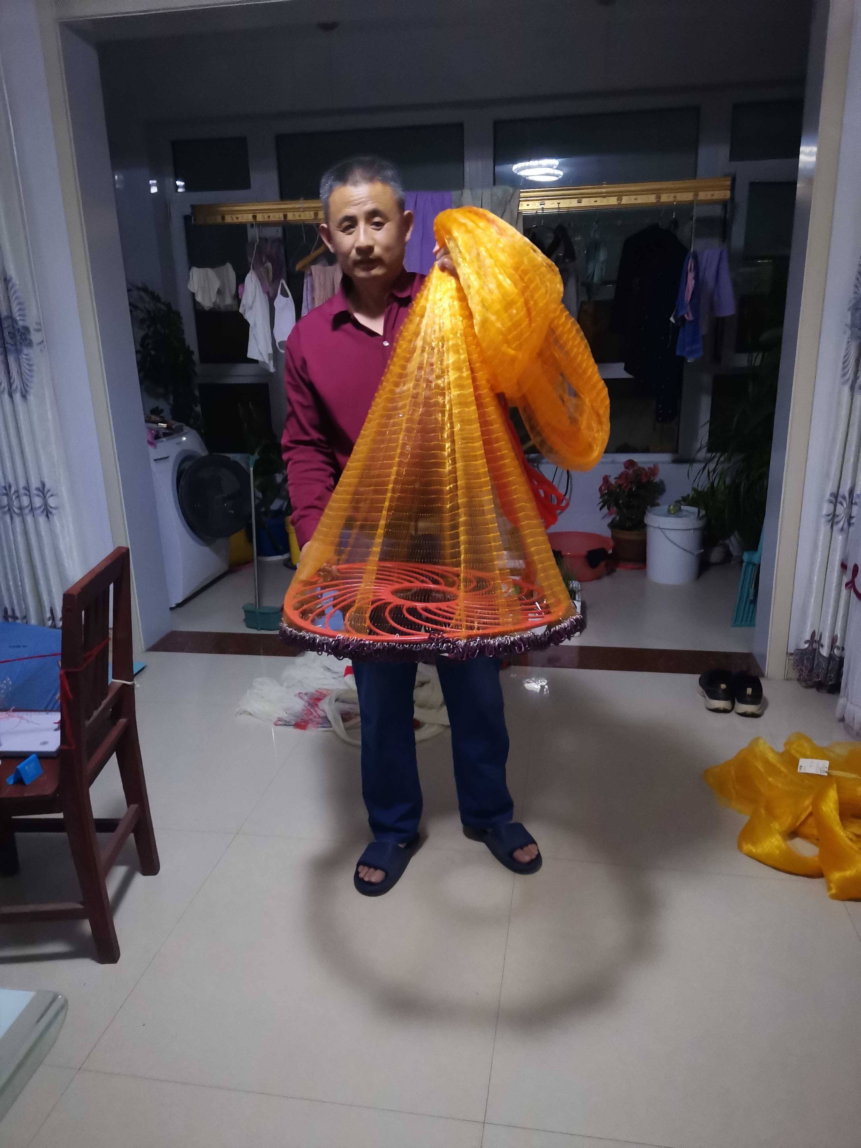 一指双扣4米高9斤左右大转盘渔网鱼网捕鱼，转盘直径60下水不退