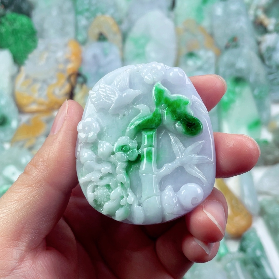 翡翠未镶嵌吊坠(不含链)