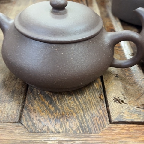 紫砂茶壶天清色明炉260 cc