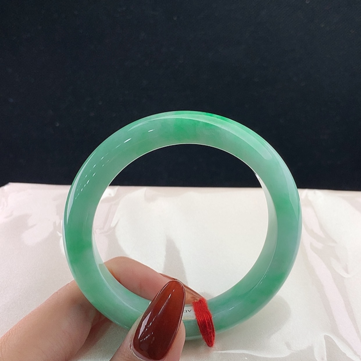 【闪购商品】未镶嵌手镯翡翠正57