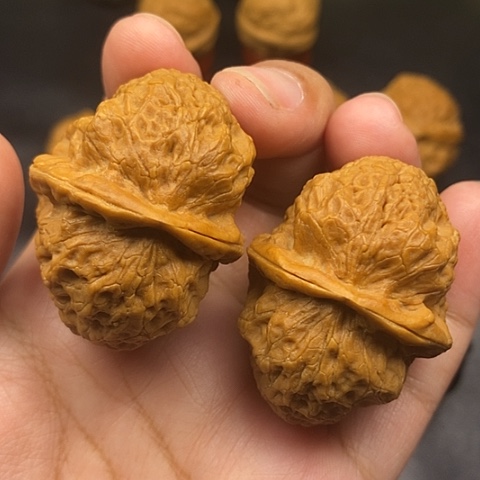 文玩核桃把件46尺巨无霸