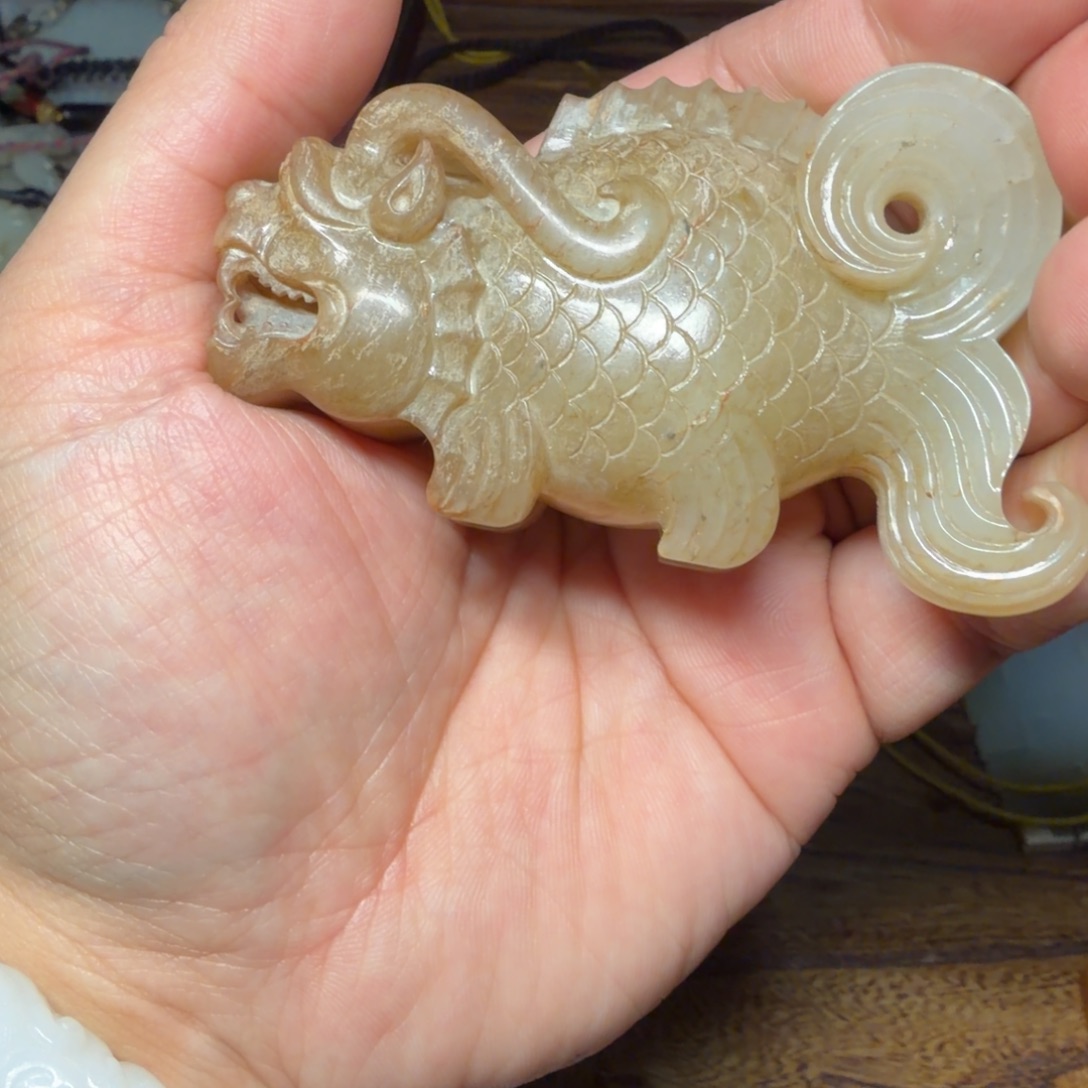 和田玉（糖玉）未镶嵌挂件