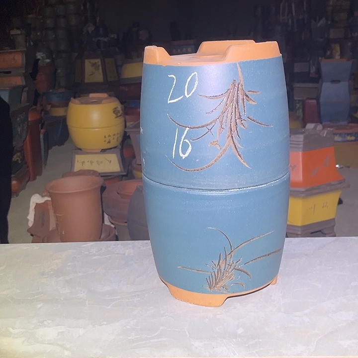 紫砂紫砂花盆和小