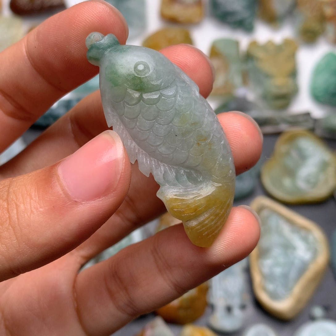 定制翡翠未镶嵌翡翠