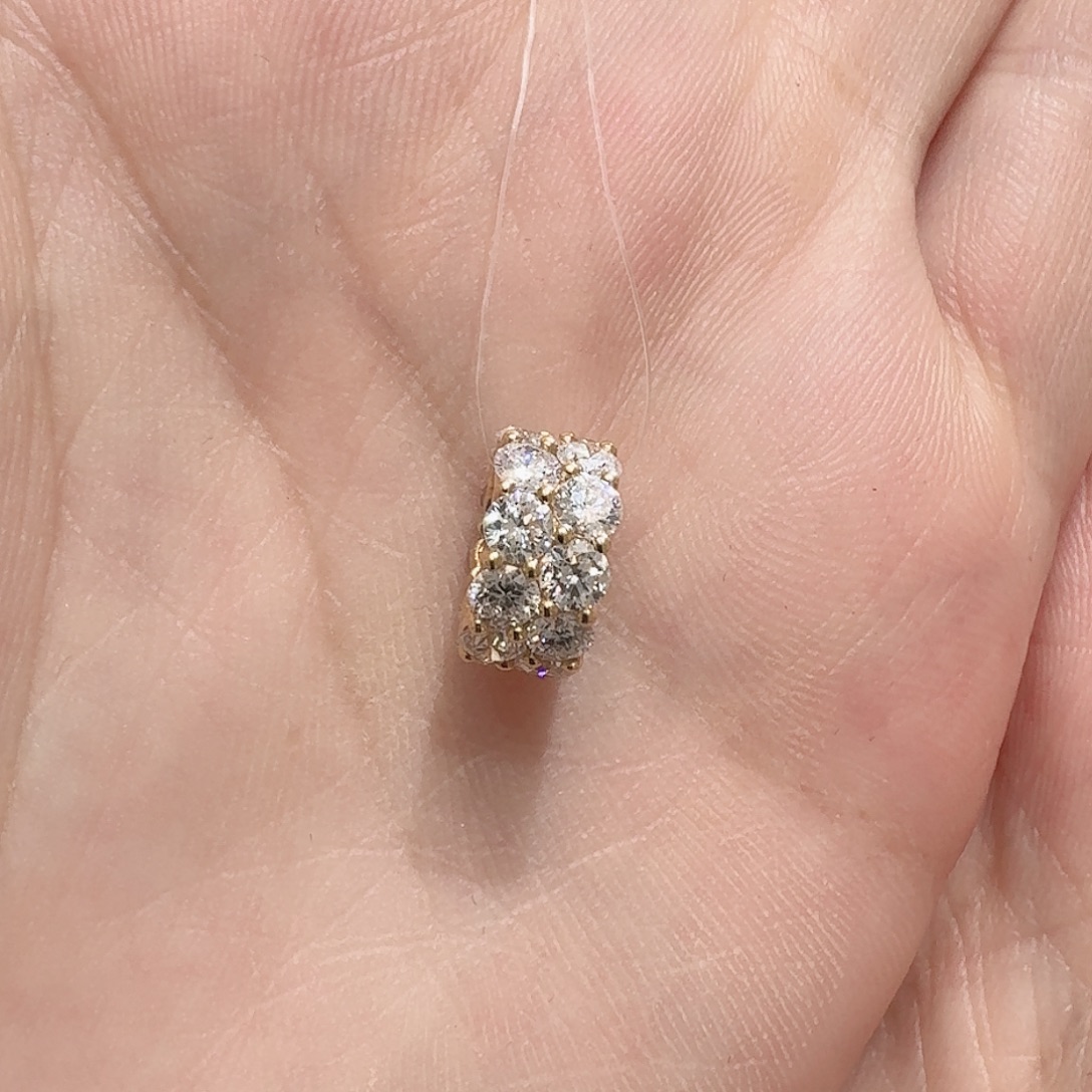 18K金镶嵌颈饰实验室培育钻石金色