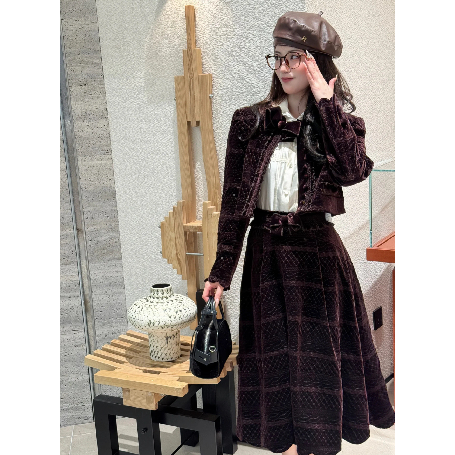 【DÉ MYSTÈRE】拉家2025冬季新款复古宫廷丝绒外套短上衣女GZJ68243